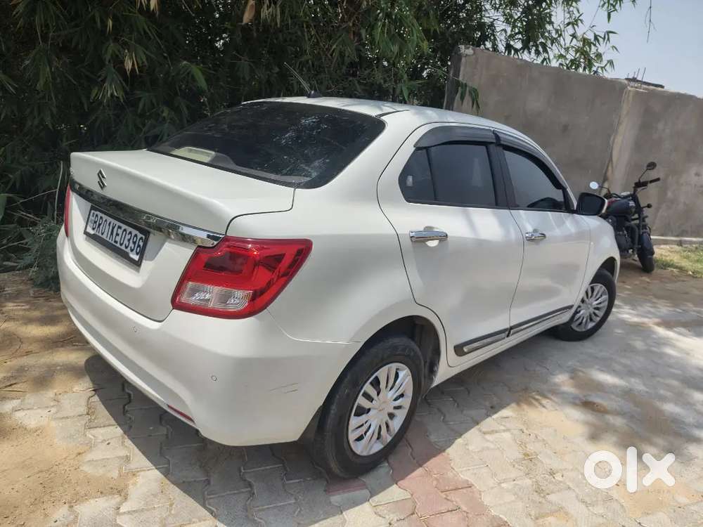 Maruti Suzuki Dzire Petrol + Cng Company Fitted Vxi Optional