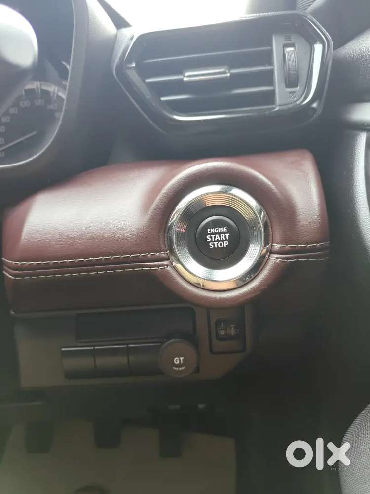 Toyota Urban Cruiser Hyryder 2025 Cng & Hybrids 13500 Km Driven