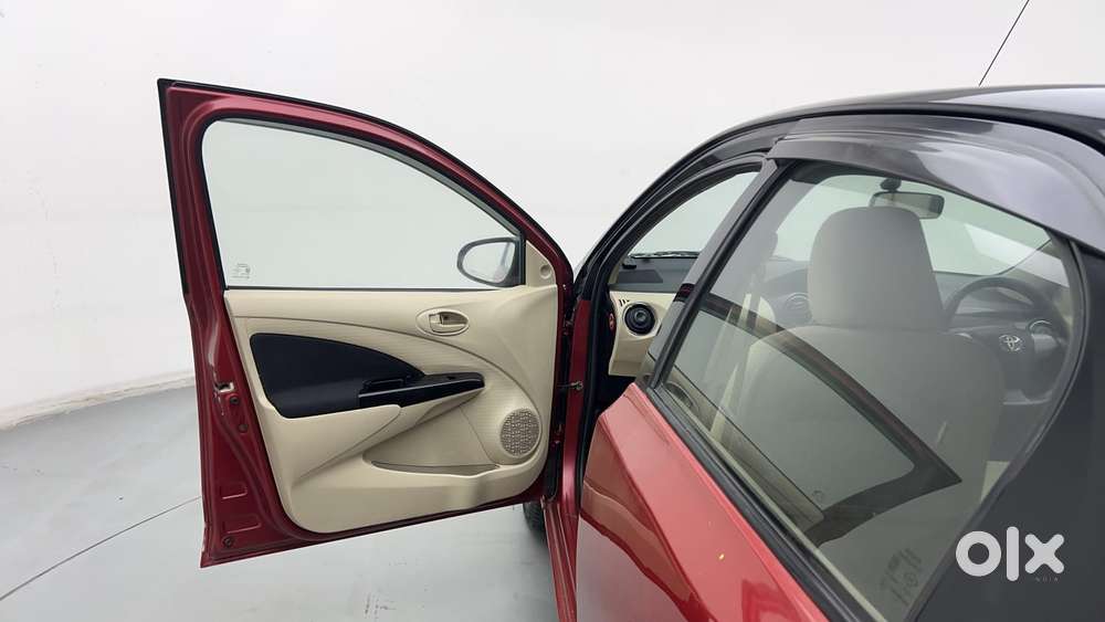 Toyota Etios Liva 2014-2016 Vx, 2017, Petrol