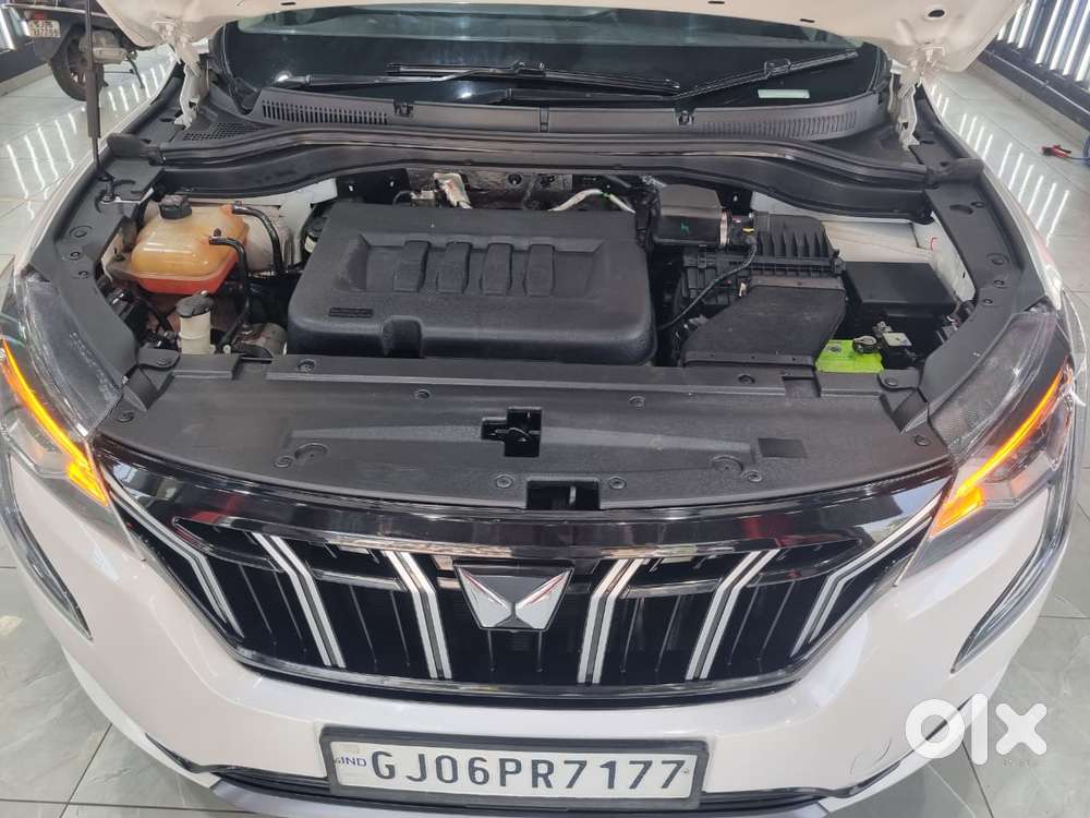 Mahindra Xuv700 2.0 Ax 5 Petrol At Str, 2023, Diesel