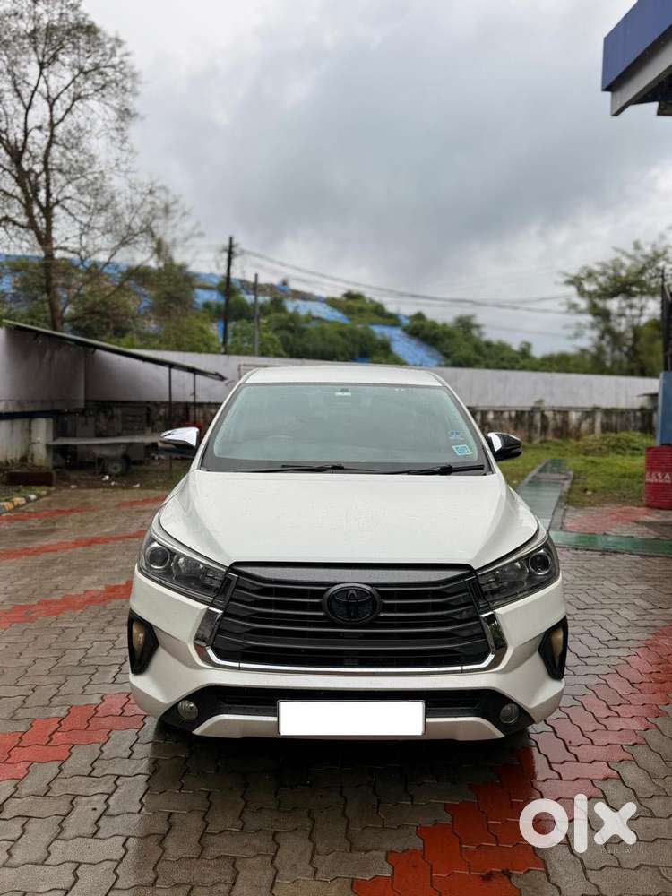 Toyota Innova Crysta