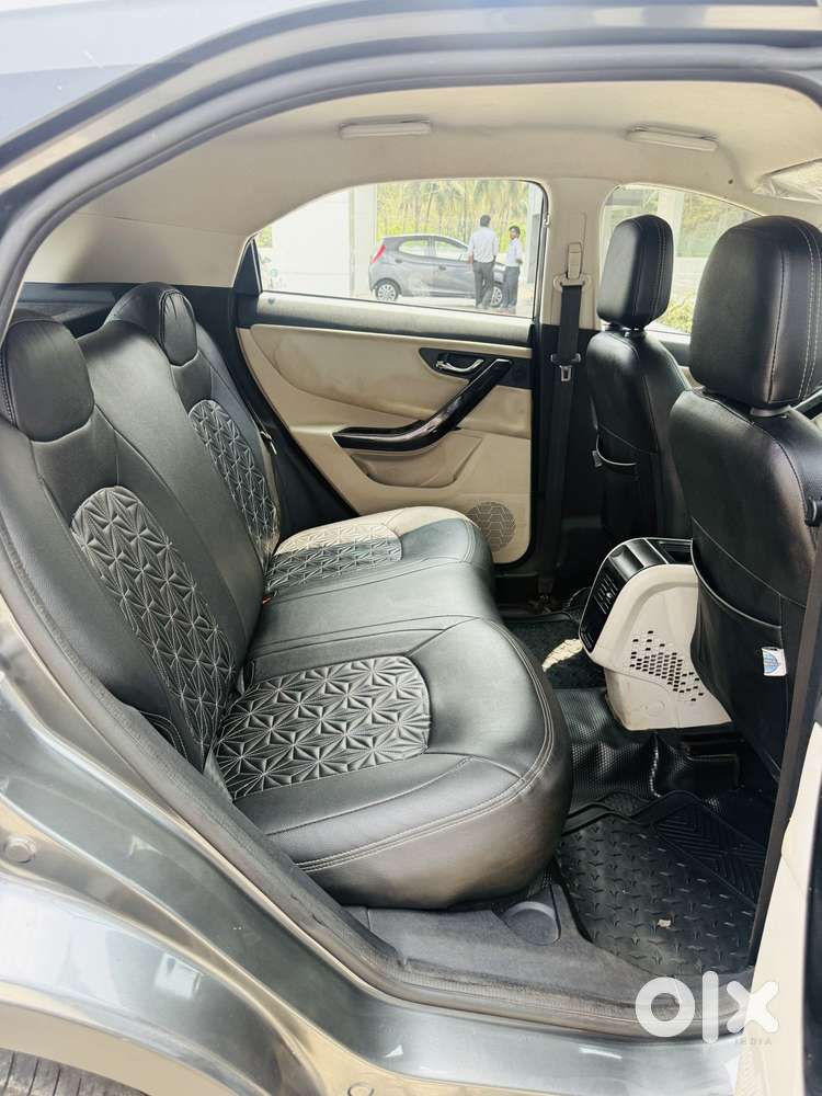 Tata Nexon 1.2 Revotron Xz, 2022, Petrol