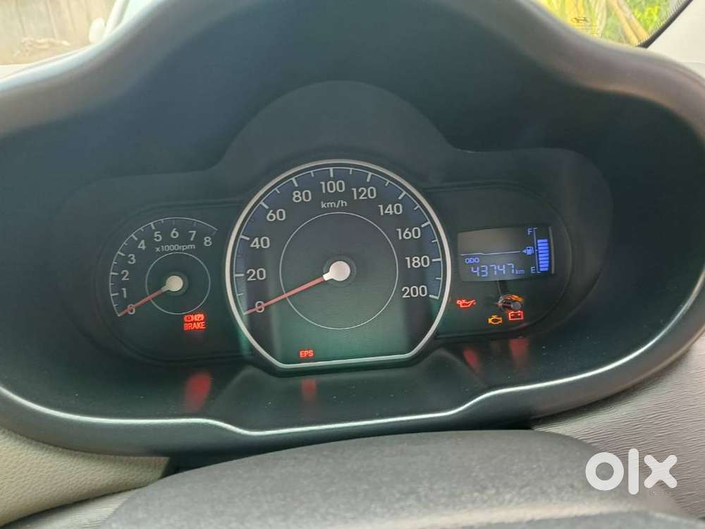 Hyundai , I10 , Nov 2016