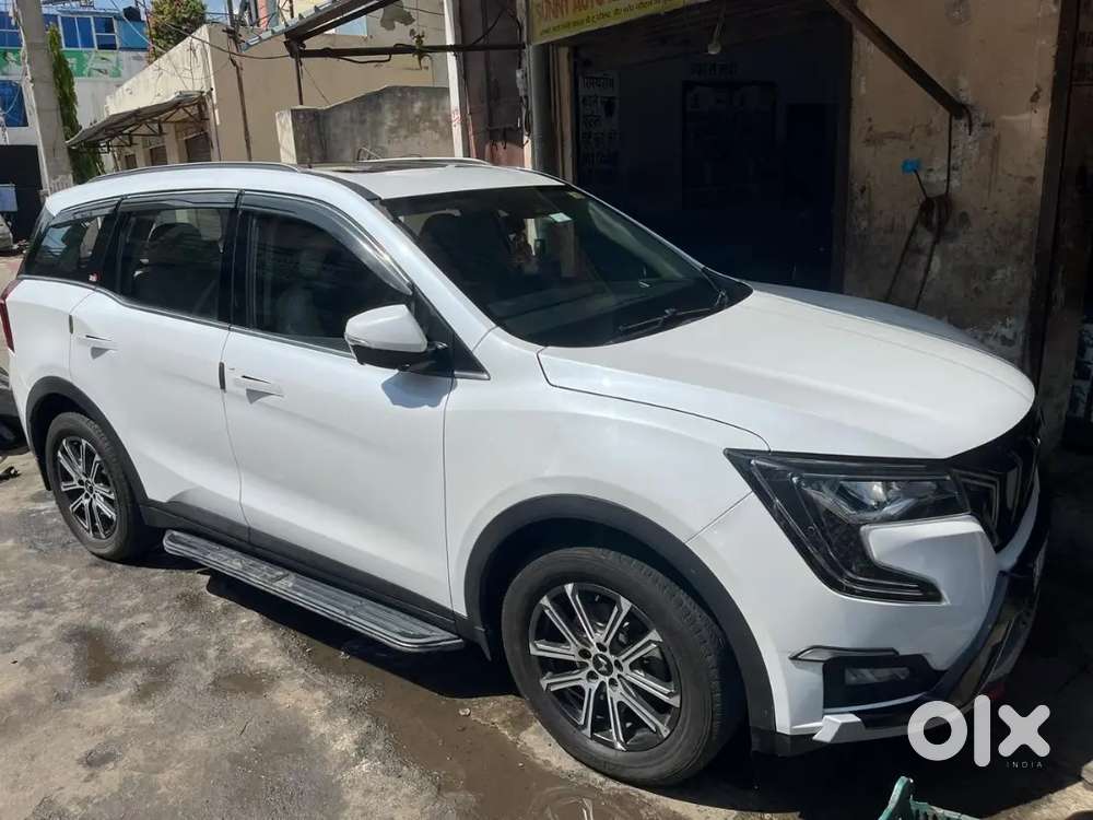 Mahindra Xuv700l 2024 Diesel 30000 Km Driven