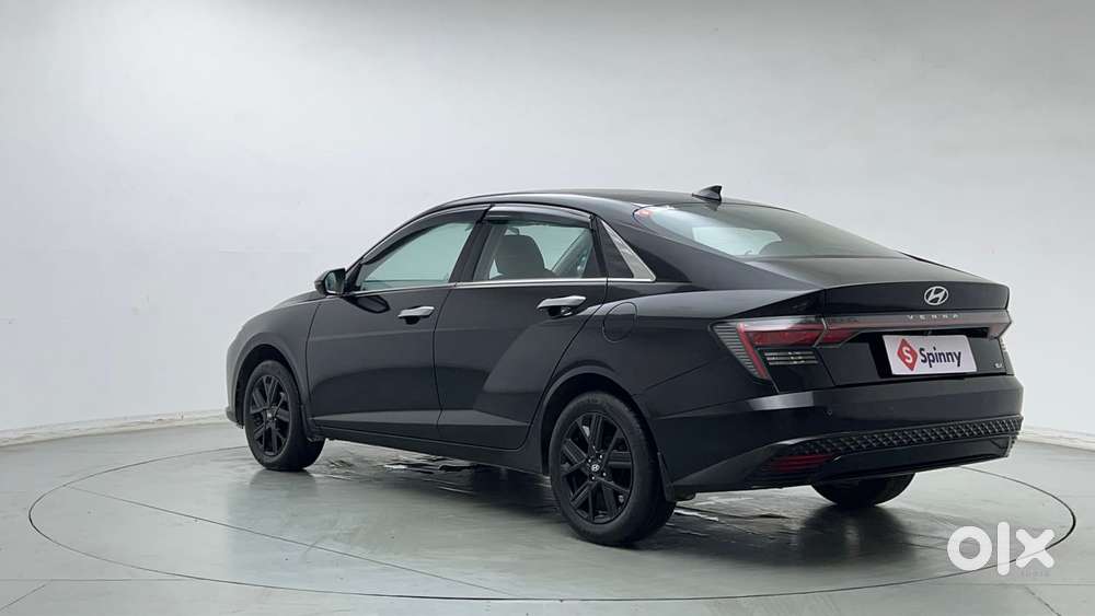 Hyundai Verna Sx 1.5 Petrol Ivt, 2023, Petrol