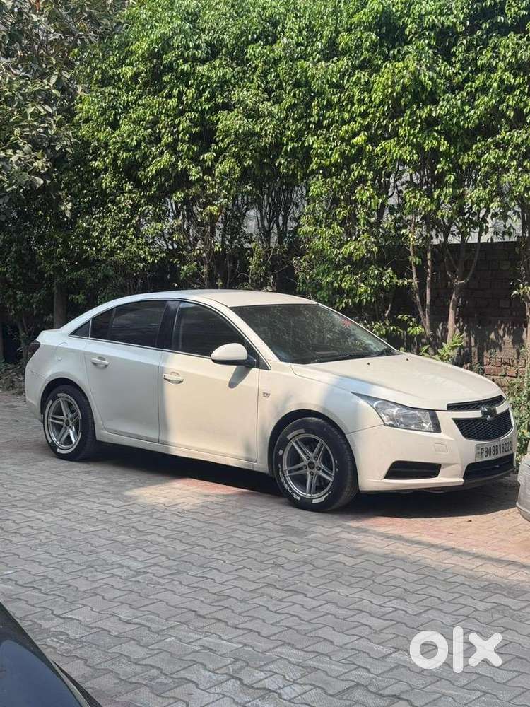 Chevrolet Cruze 2011 Diesel Well Maintained