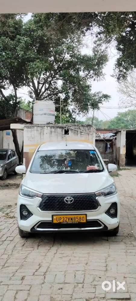 Toyota Rumion 2024 Petrol Well Maintained