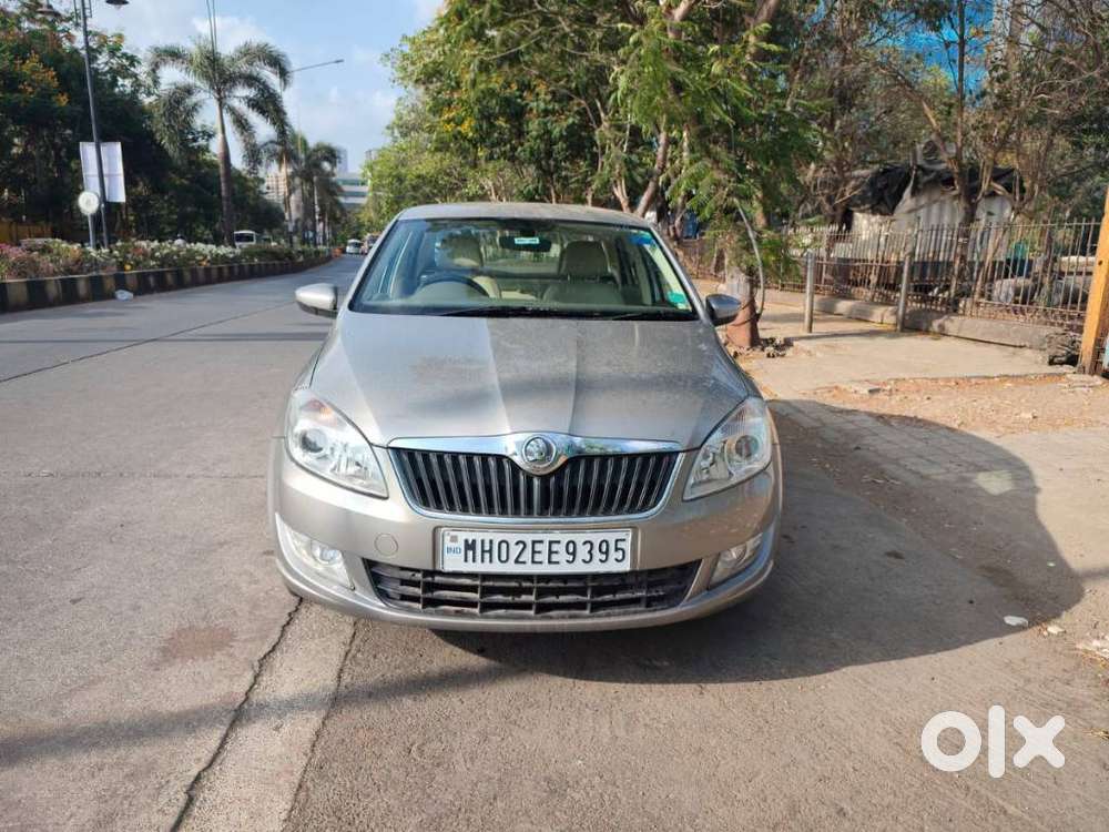 Skoda Rapid [2016-2018] 1.6 Style Plus Mpi At, 2016, Petrol