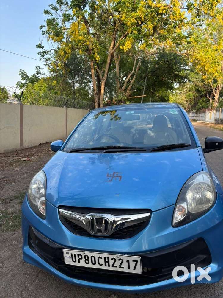 Honda Brio 2012 Petrol Well Maintained