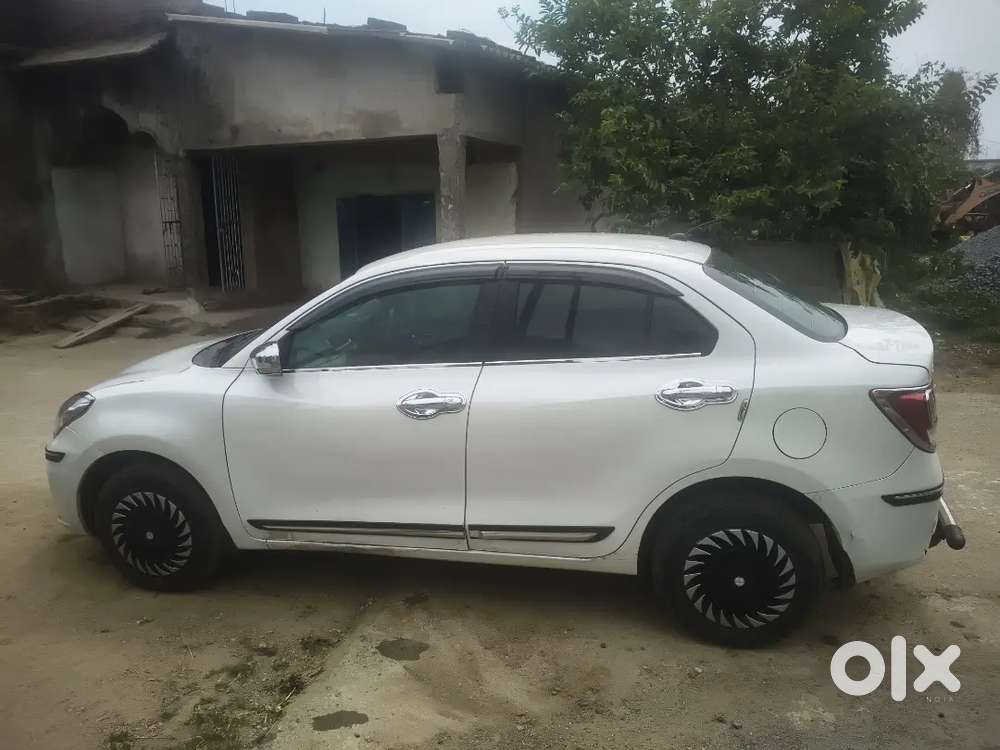 Maruti Suzuki Dzire 2023 Petrol 43000 Km Driven