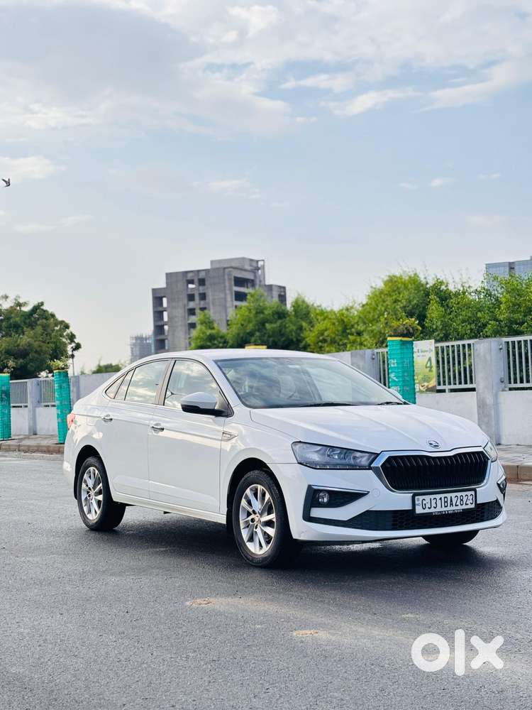 Skoda Slavia Ambition 1.0l Tsi At, 2024, Diesel