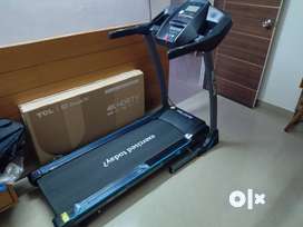 Physique 068 treadmill price hot sale