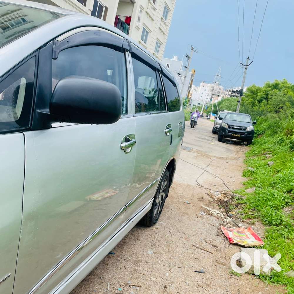 Toyota Innova 2012 Diesel