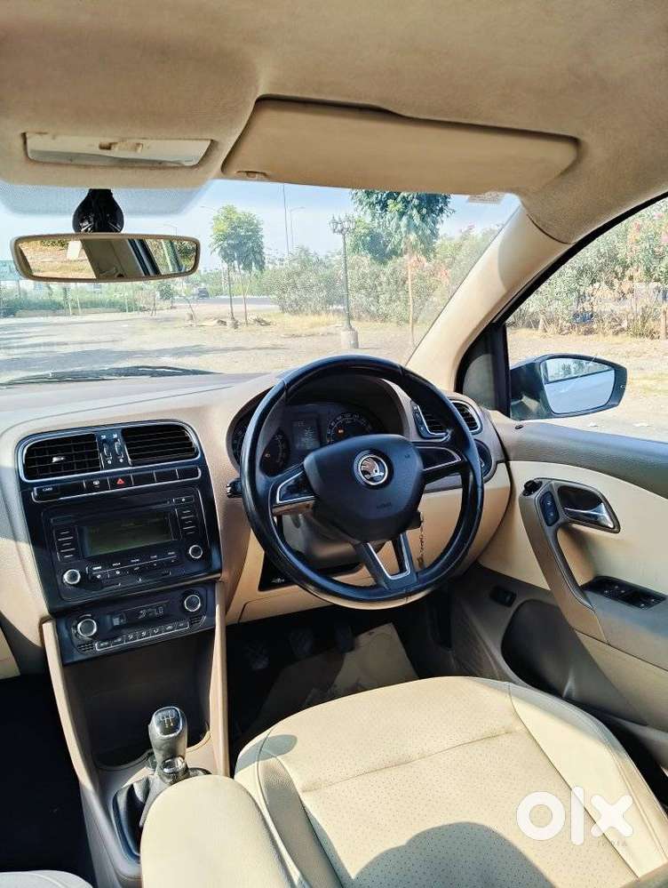 Skoda Rapid 1.6 Mpi At Elegance Black Package, 2016, Diesel