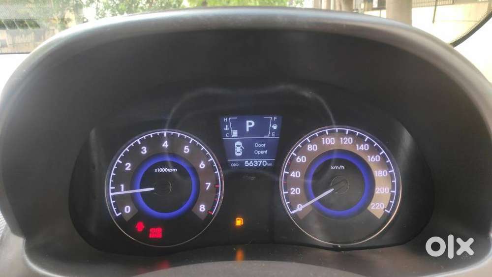 Hyundai Fluidic Verna 1.6 Vtvt S (o) Automatic, 2015, Petrol