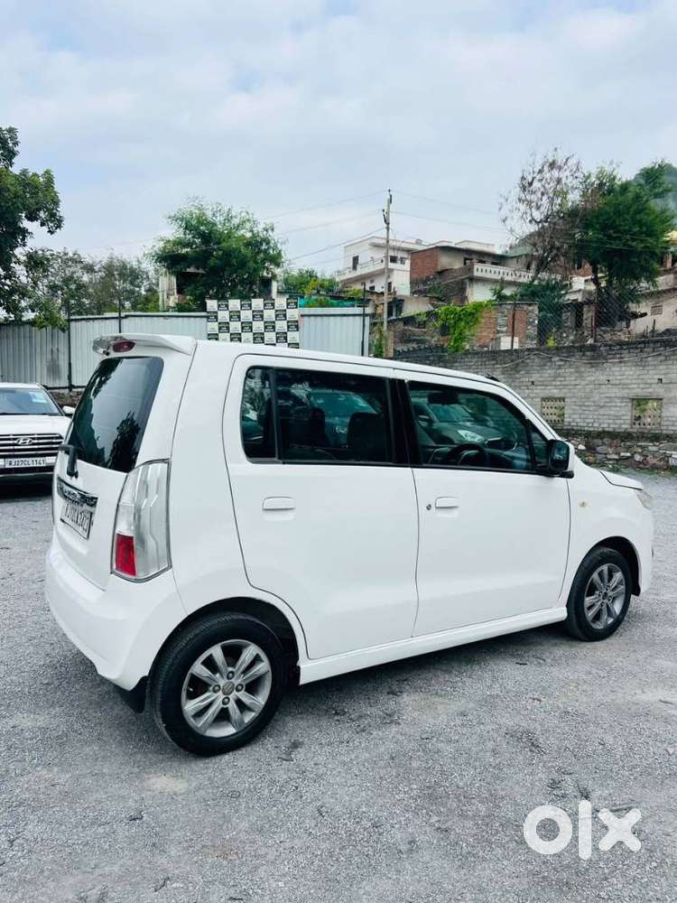 Maruti Suzuki Stingray Vxi, 2013, Petrol