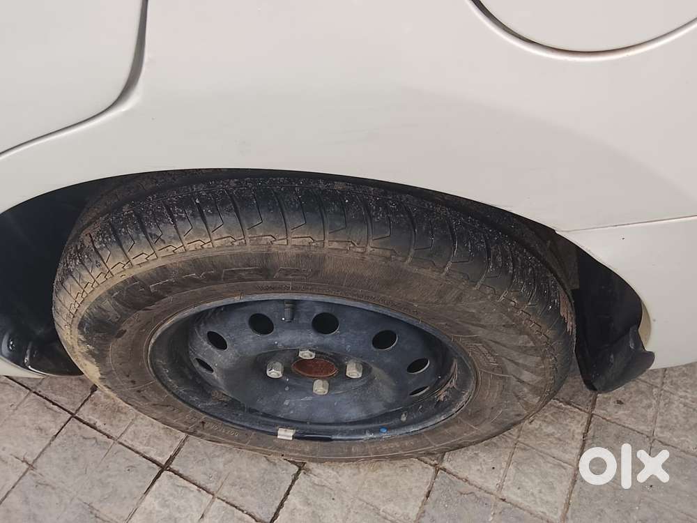 Maruti Suzuki Swift Dzire 1.3 Vxi, 2022, Petrol