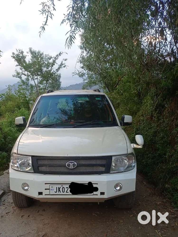 Tata Safari Dicor 2011