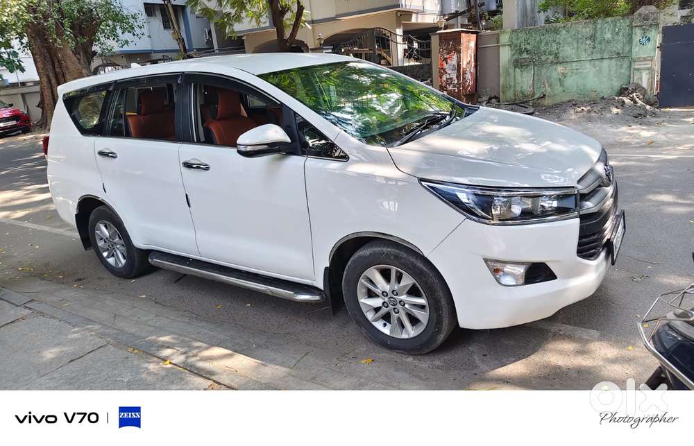 Toyota Innova Crysta 2.8 Gx At, 2016, Diesel