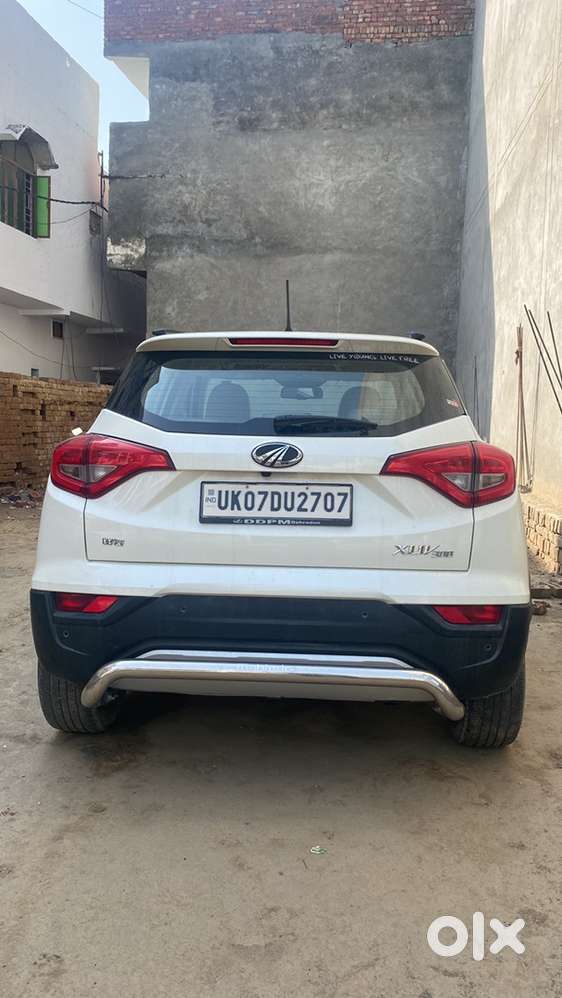 Mahindra Xuv300 2020 Petrol Well Maintained
