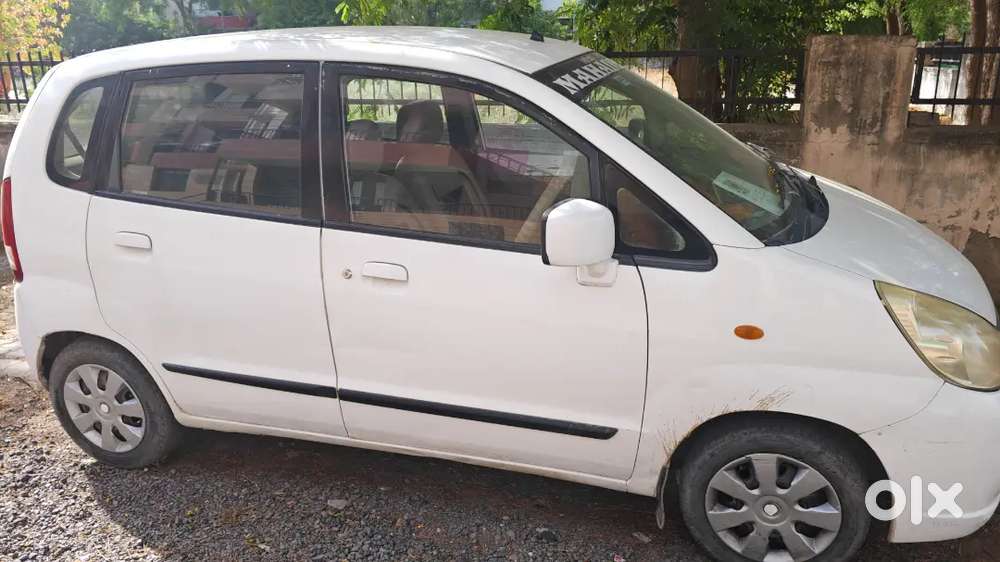 Maruti Suzuki Estilo 2011