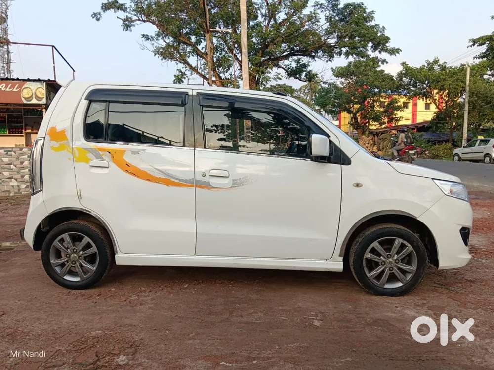 2015 Maruti Wagonr Stingray Top Model  Excellent Condition  Ready To