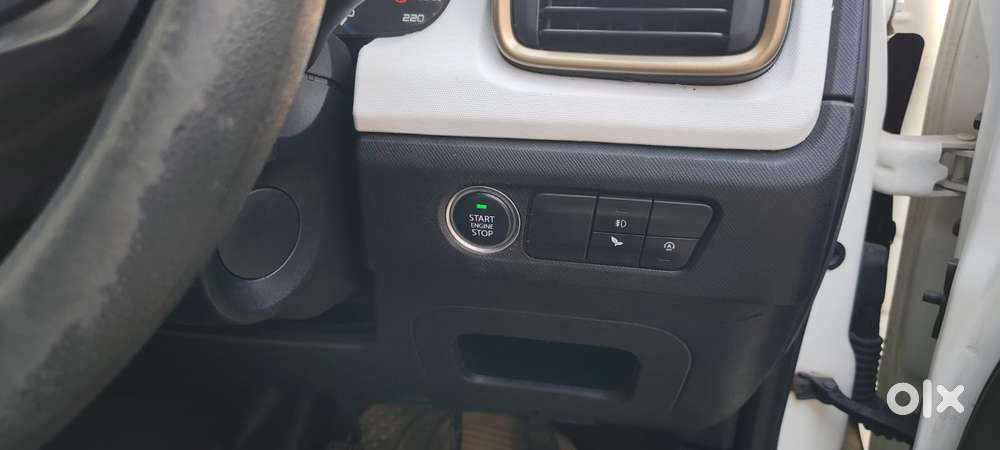 Tata Punch Creative, 2023, Petrol