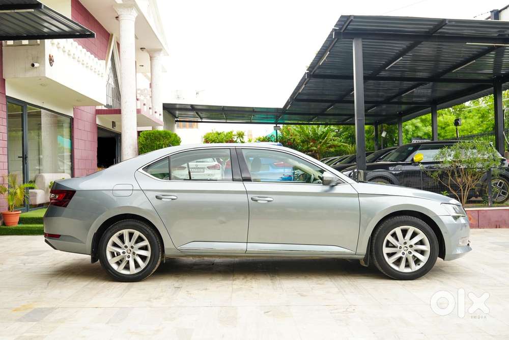 Skoda Superb Lk 1.8 Tsi At, 2018, Petrol