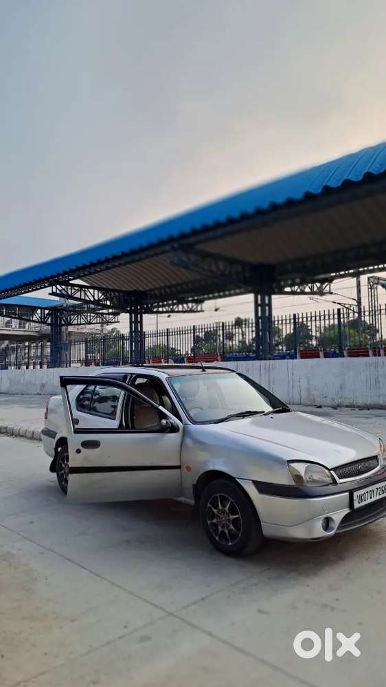Ford Ikon 1.4 Zxi 2009