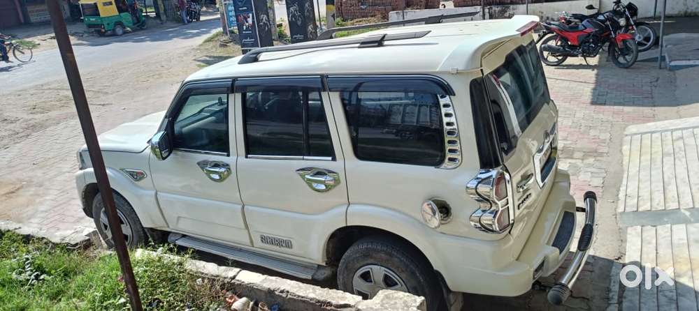 Mahindra Scorpio S2, 2017