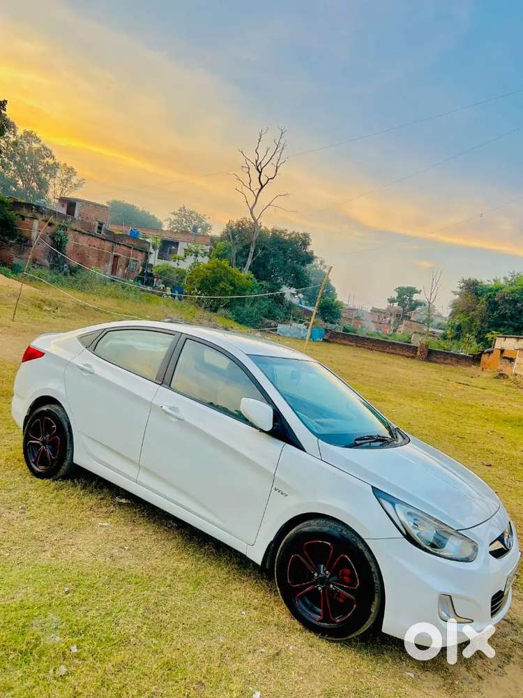 Hyundai Verna 2015 Petrol Manual