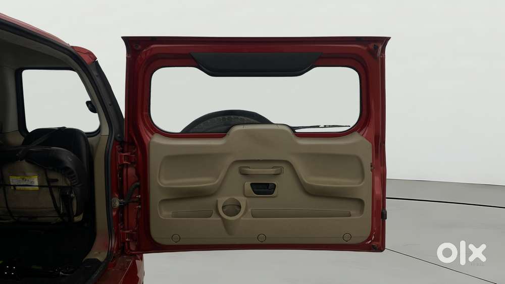 Mahindra Tuv 300 Mhawk100 T8, 2016, Diesel