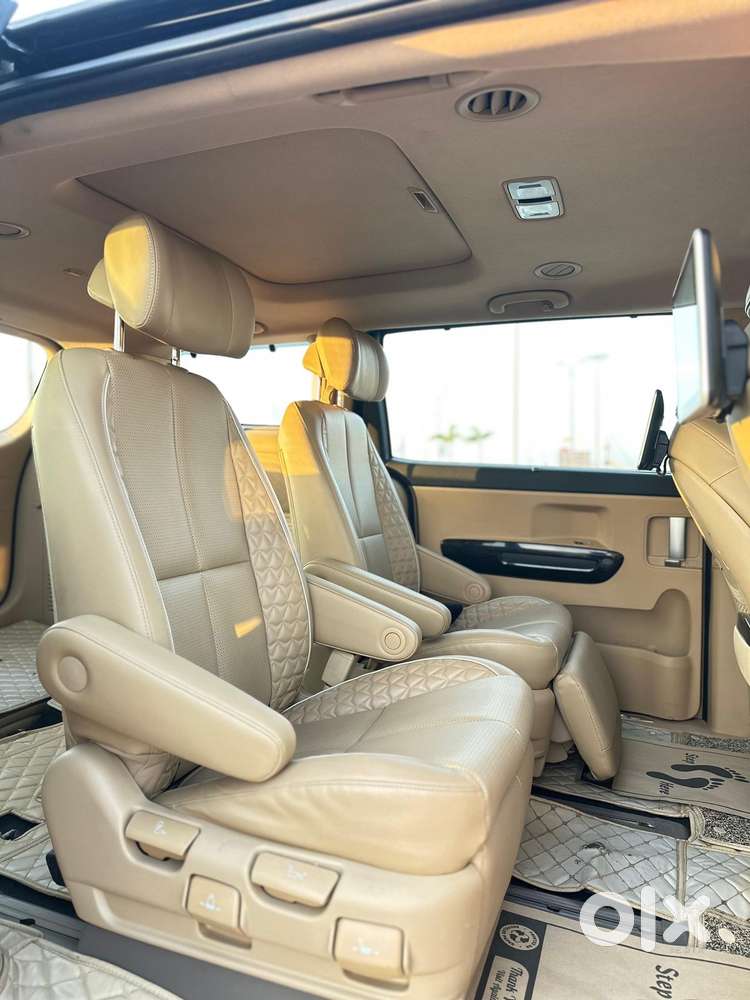 Kia Carnival Limousine Plus 7 Str, 2021, Diesel