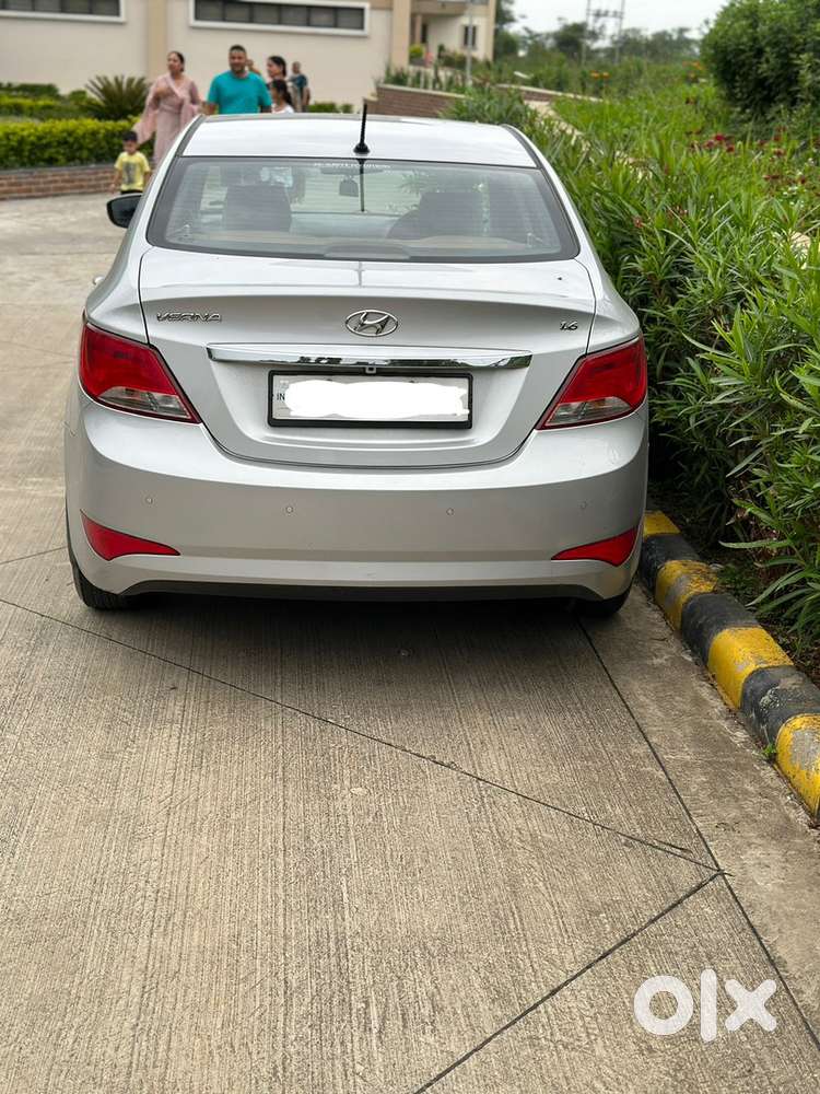 Hyundai Fluidic Verna 2016