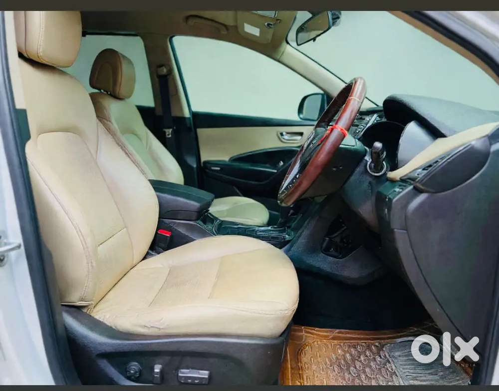 Hyundai Santa Fe 2015 Diesel 95095 Km Driven