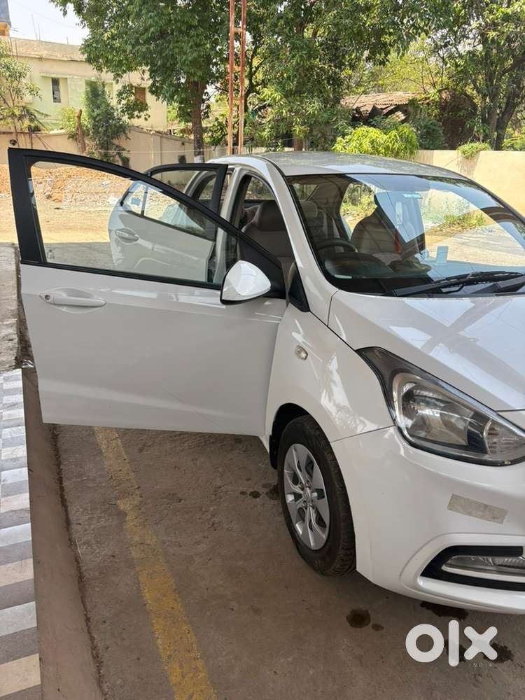 Hyundai Xcent Petrol 2018