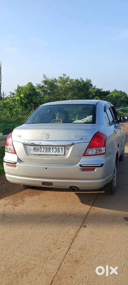 Maruti Suzuki Dzire 1.2 Vxi 2011