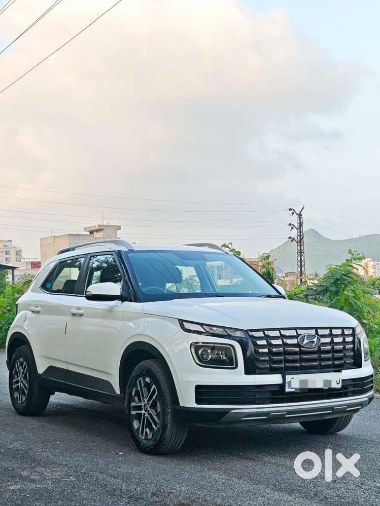 Hyundai Venue S (o) 1.0 Turbo Mt, 2022, Petrol