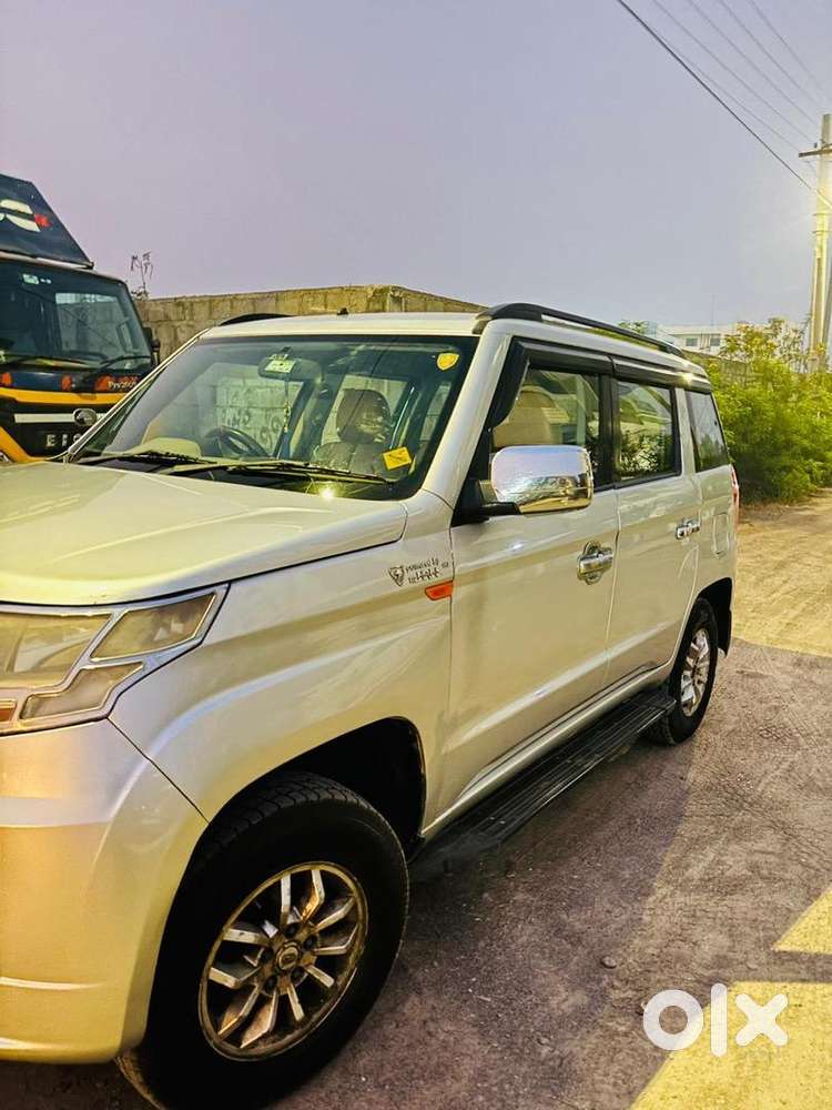 Mahindra Tuv 300 2015