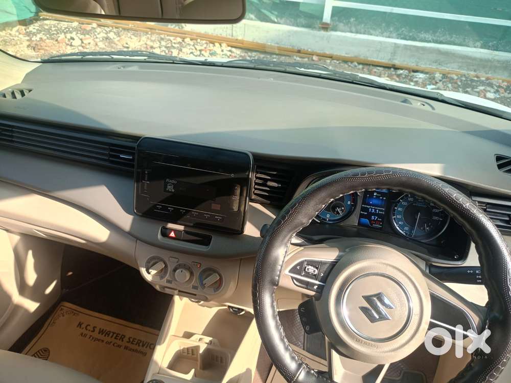 Maruti Suzuki Ertiga Vxi Abs Bs Iv, 2025, Petrol