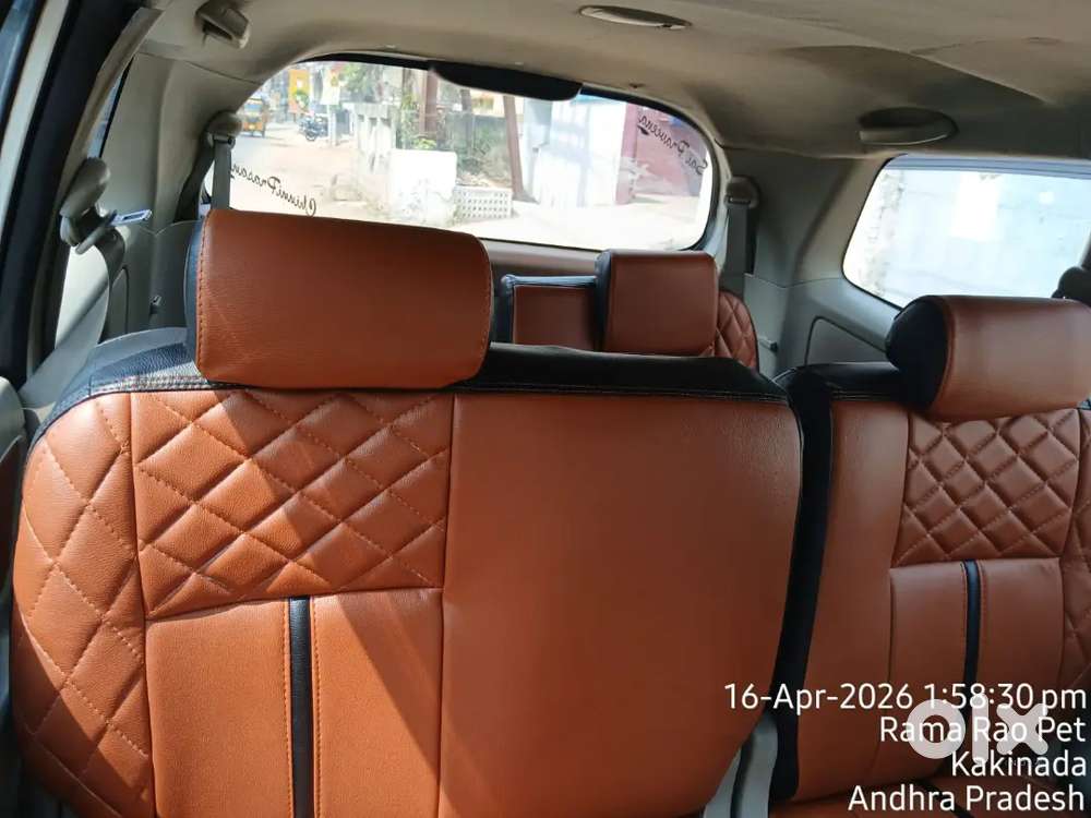 Toyota Innova 2011