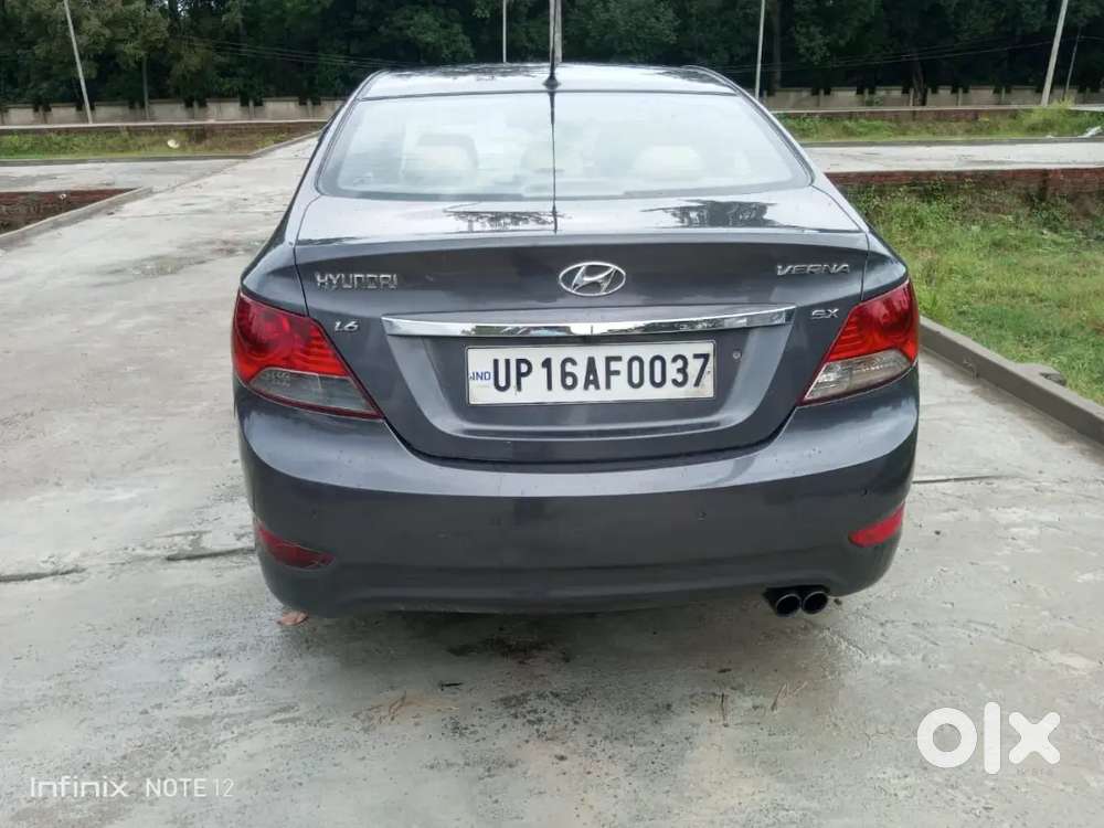 Hyundai Verna 2011