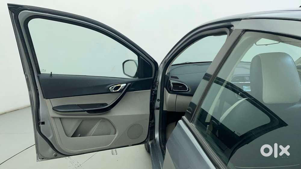 Tata Tiago Xz, 2018, Petrol