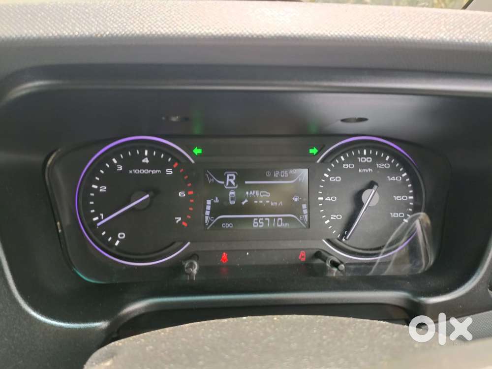 Mahindra Marazzo M2, 2019, Diesel