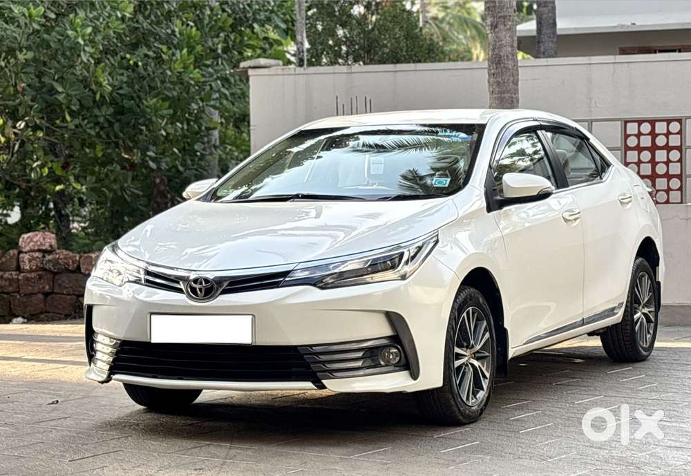 Toyota Corolla Altis 1.8 Gl, 2017, Petrol