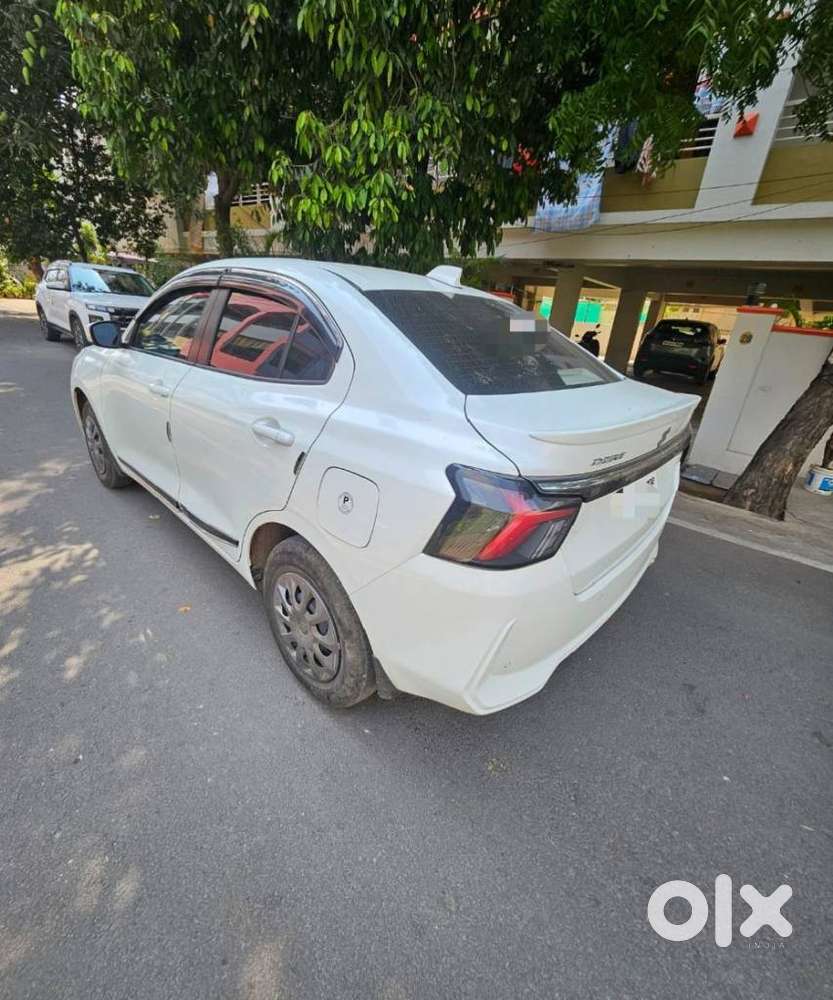 Maruti Suzuki Dzire Vxi Ags, 2025, Petrol