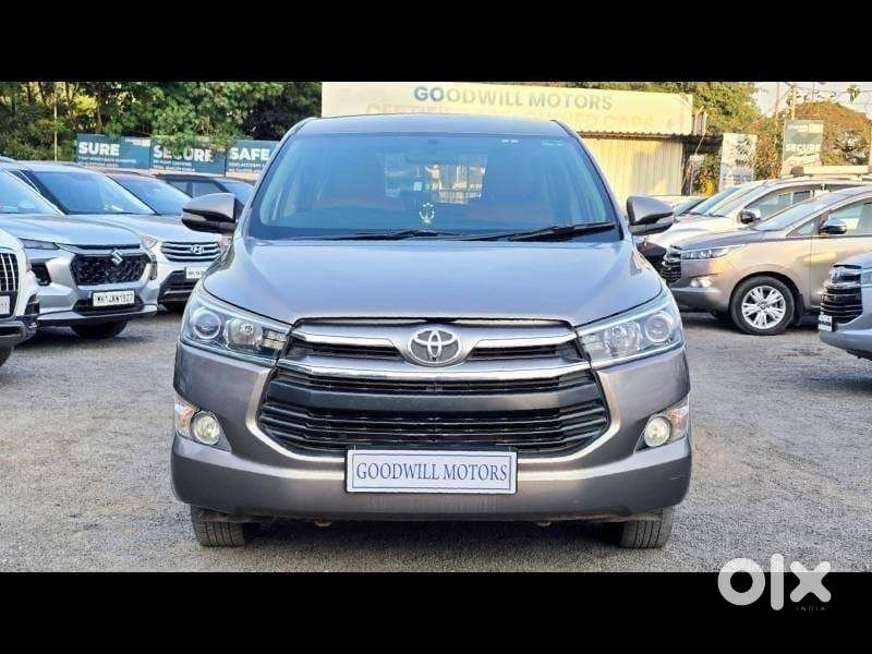 Toyota Innova Crysta 2.4 V, 2016, Diesel