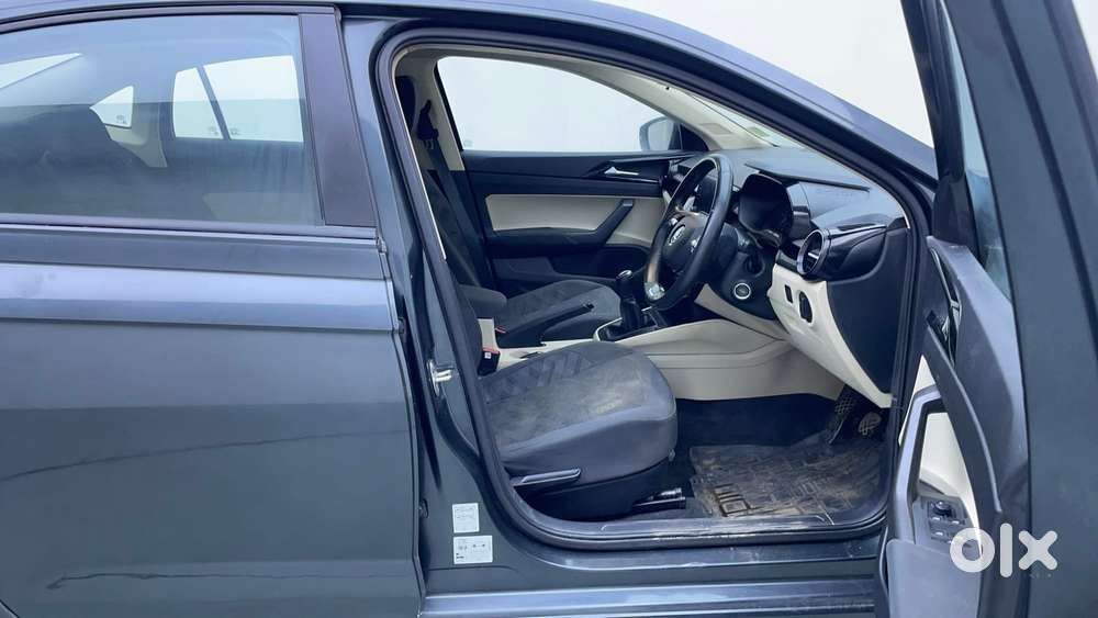 Skoda Slavia Ambition 1.0l Tsi Mt, 2023, Petrol