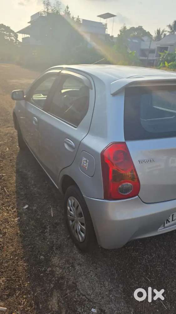 Toyota Etios Liva 2012