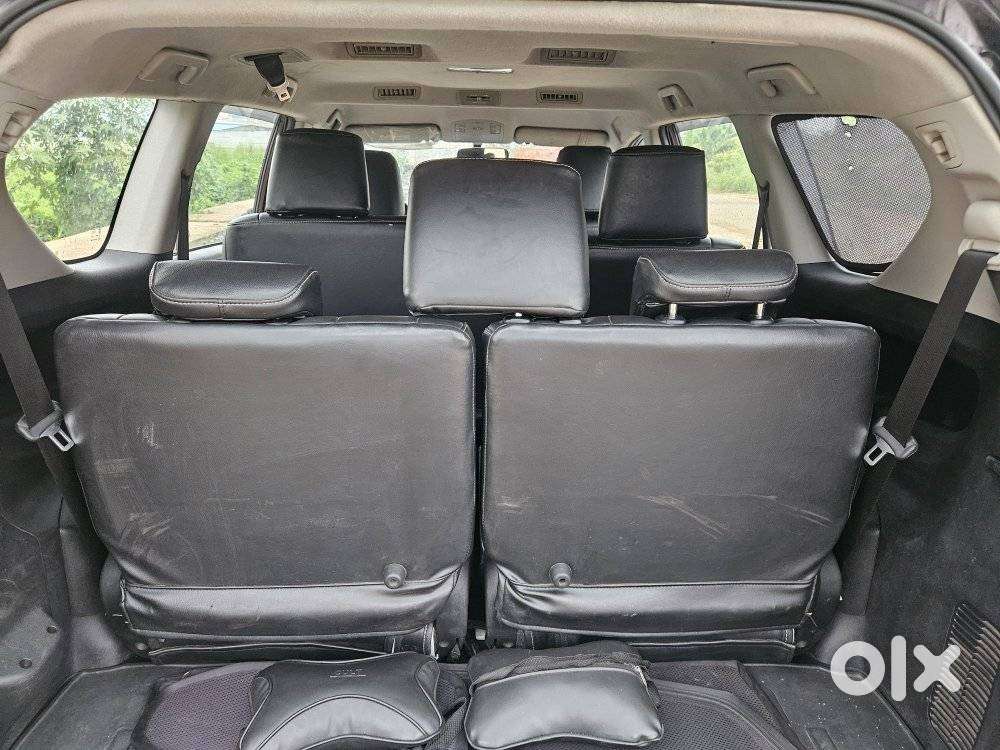 Toyota Innova Crysta 2.4 G Mt 7 Str, 2019, Diesel